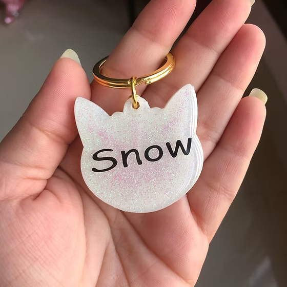 Customised resin ‘cat’ tag